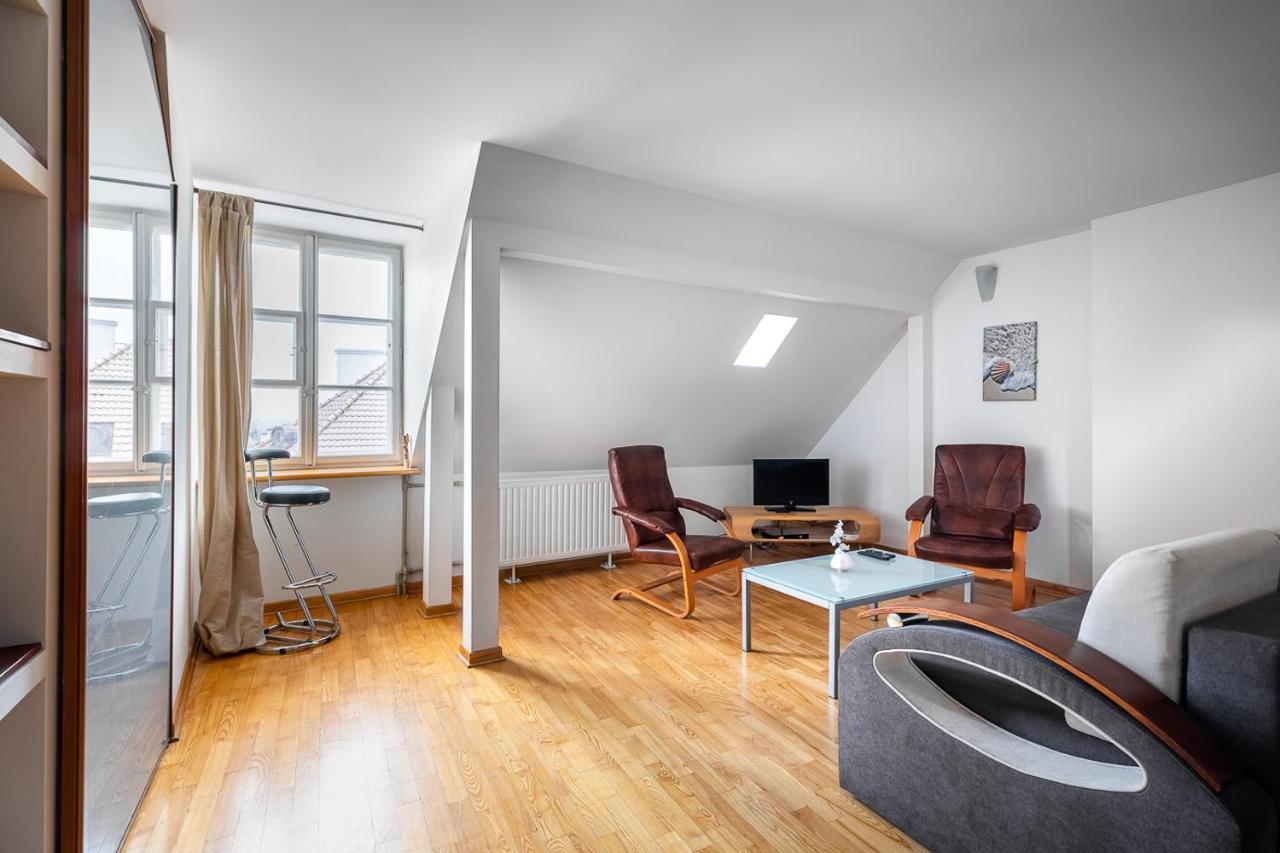 P&O Serviced Apartments Old Town Podwale Varşovia Exterior foto